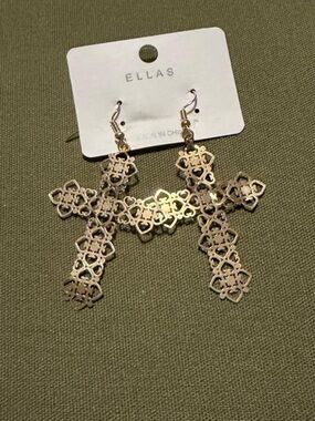Ella’s Gold Filigree Cross Dangle Earrings